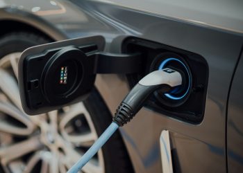 The Role of Electric Vehicles in Reducing Carbon Footprints